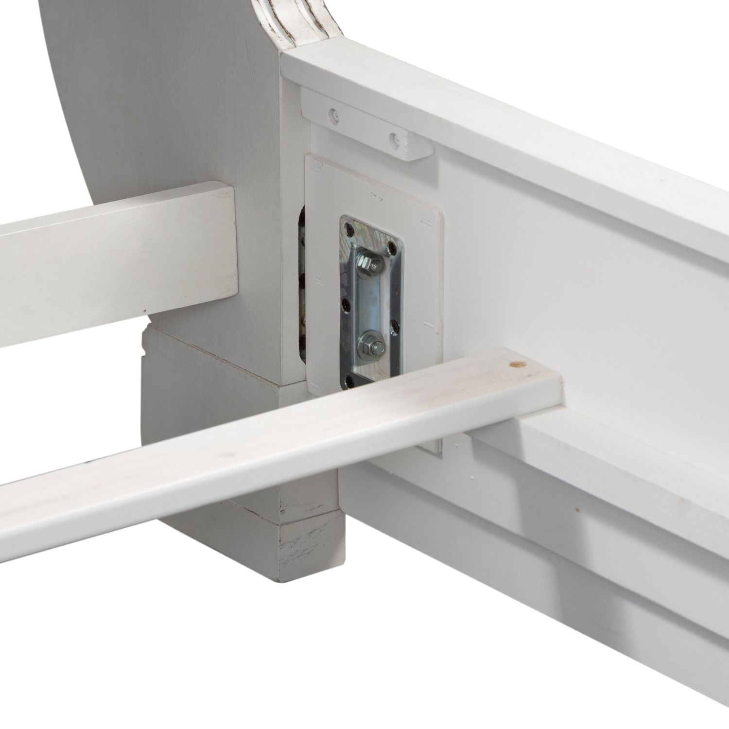 Magnolia Manor / Upholstered Sleigh Bed by Liberty Furniture